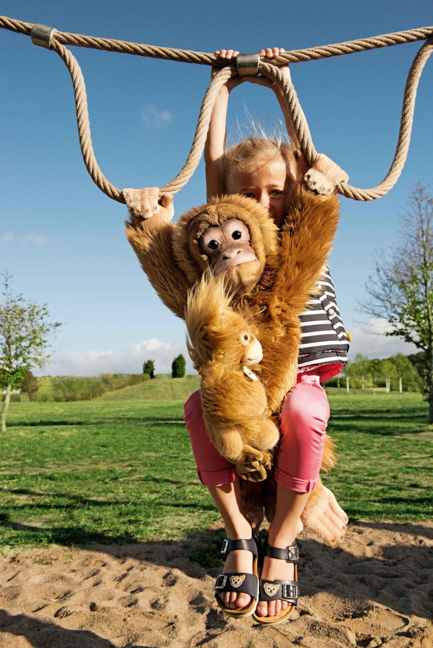 Steiff - Alena Orang-Utan 064883 2 Steiff - Alena Orang-Utan 064883 - Image 2