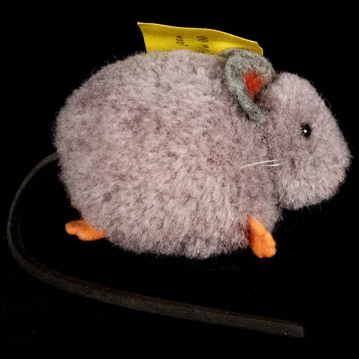Early Steiff Gray Wool Miniature PomPom Mouse All ID Near Mint 1952 Only! 4 Early Steiff Gray Wool Miniature PomPom Mouse All ID Near Mint 1952 Only! - Image 4
