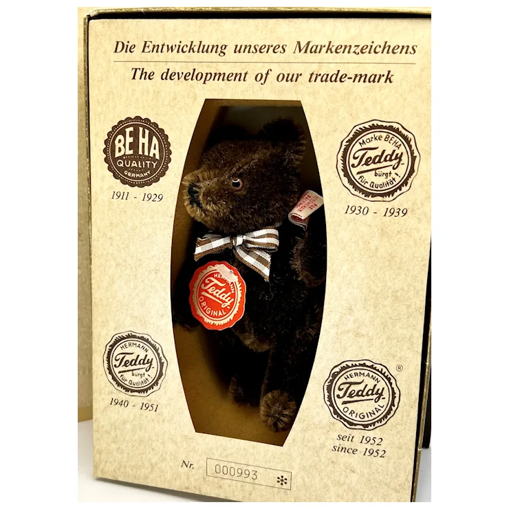 LE Hermann Teddy Original 5" Bear In Book Shaped Box - Dark Brown - All ID - #993 Of 3,000 6 LE Hermann Teddy Original 5" Bear In Book Shaped Box - Dark Brown - All ID - #993 Of 3,000 - Image 6