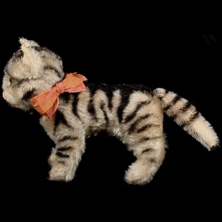 Next To Largest Sister Steiff Gray Background With Black Continuous Stripes Early Post-WWII Tabby Kitten Cat ID 4 Next To Largest Sister Steiff Gray Background With Black Continuous Stripes Early Post-WWII Tabby Kitten Cat ID - Image 4