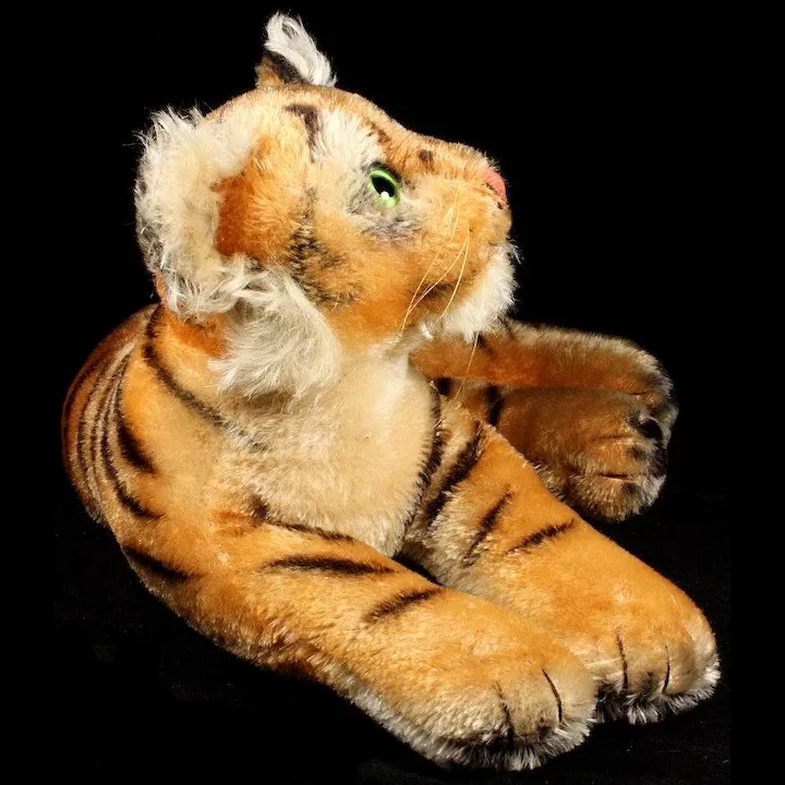Next To Smallest Brother Early Model Rare Steiff Reclining Tiger Cub Magic Eyes 2 IDs 4 Next To Smallest Brother Early Model Rare Steiff Reclining Tiger Cub Magic Eyes 2 IDs - Image 4