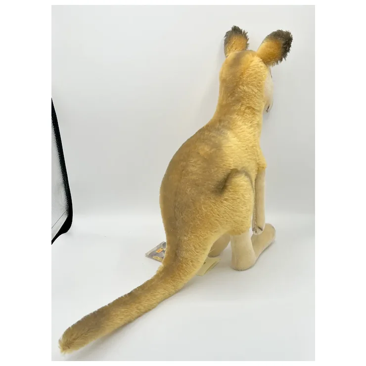 Steiff Kangaroo Knuffi With All ID - Mohair - EAN 062667 - 13" X 20" - Nice Big Roo! 10 Steiff Kangaroo Knuffi With All ID - Mohair - EAN 062667 - 13" X 20" - Nice Big Roo! - Image 10