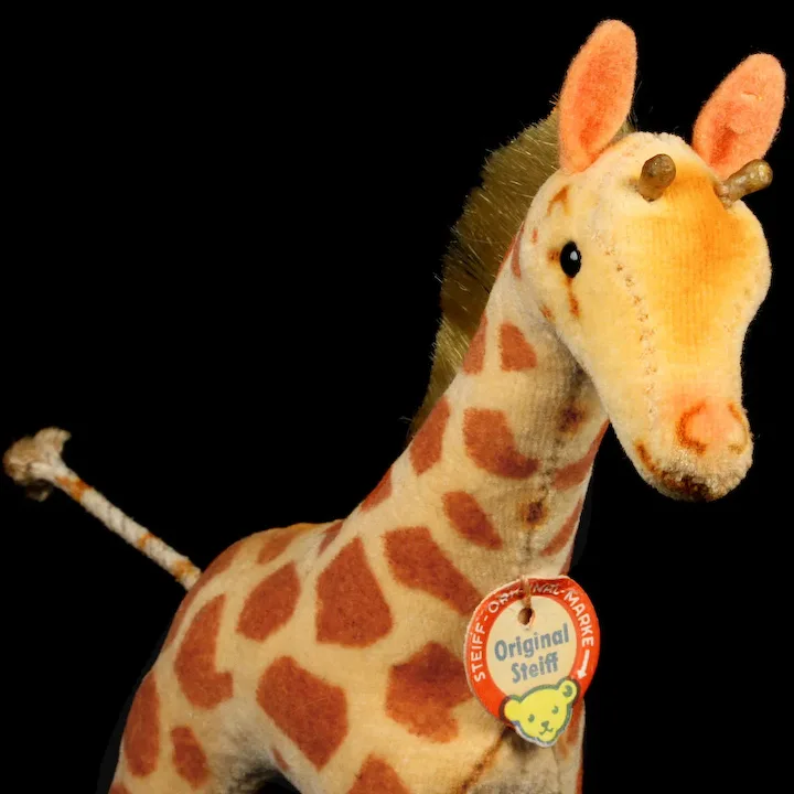 Tiny Velveteen Steiff Baby Giraffe Rare To Find In This Spectacular Condition! 1 Tiny Velveteen Steiff Baby Giraffe Rare To Find In This Spectacular Condition!