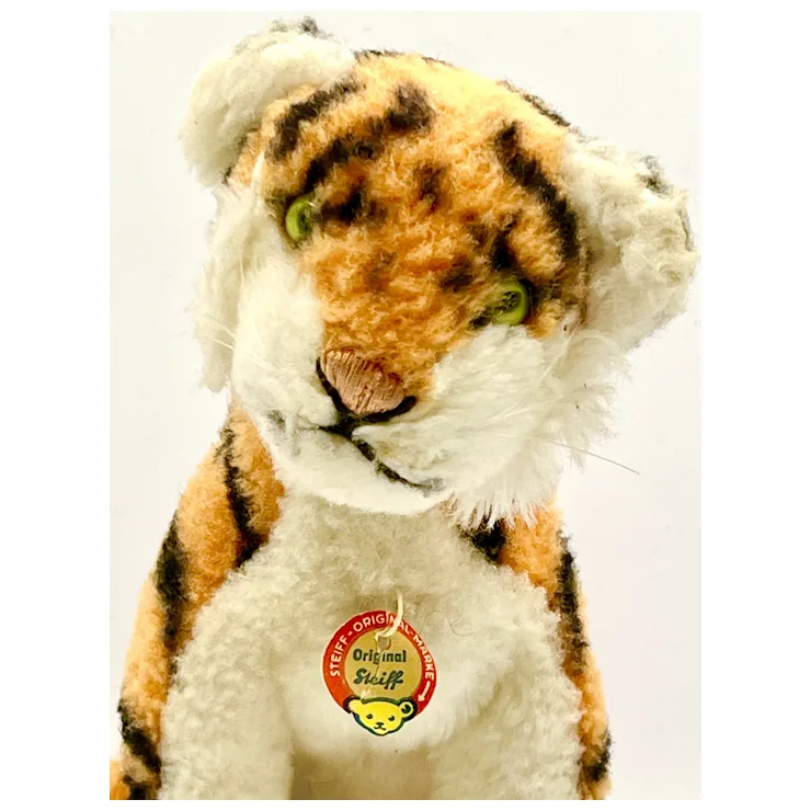 Vintage 1971 Steiff Ponx Sitting Tiger With ID - Chest Tag - Draylon - Very Cute 3 Vintage 1971 Steiff Ponx Sitting Tiger With ID - Chest Tag - Draylon - Very Cute - Image 3