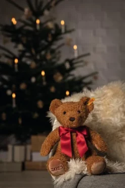Steiff - 2023 Cosy Year Bear 113901 -Steiff loadimages208 1642506110