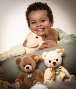 Steiff - Petsy Teddy Bear 'Teddies For Tomorrow' 023040 9 Steiff - Petsy Teddy Bear 'Teddies For Tomorrow' 023040 -Steiff loadimages208 1643040067